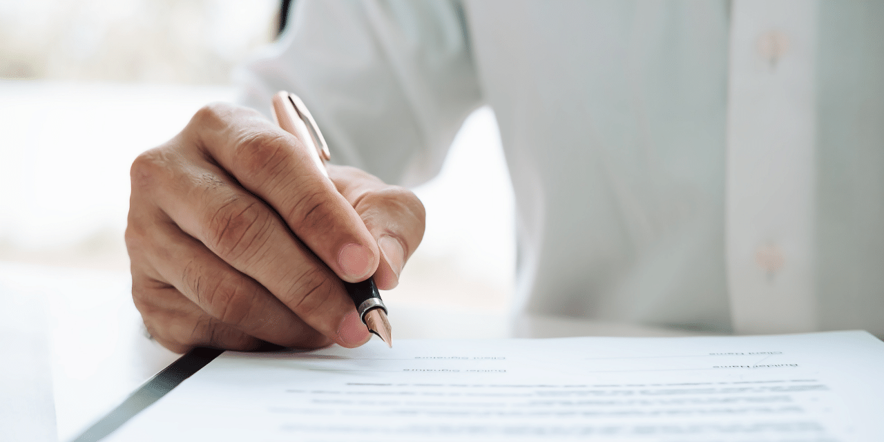 Should You Purchase or Lease Office Technology? 